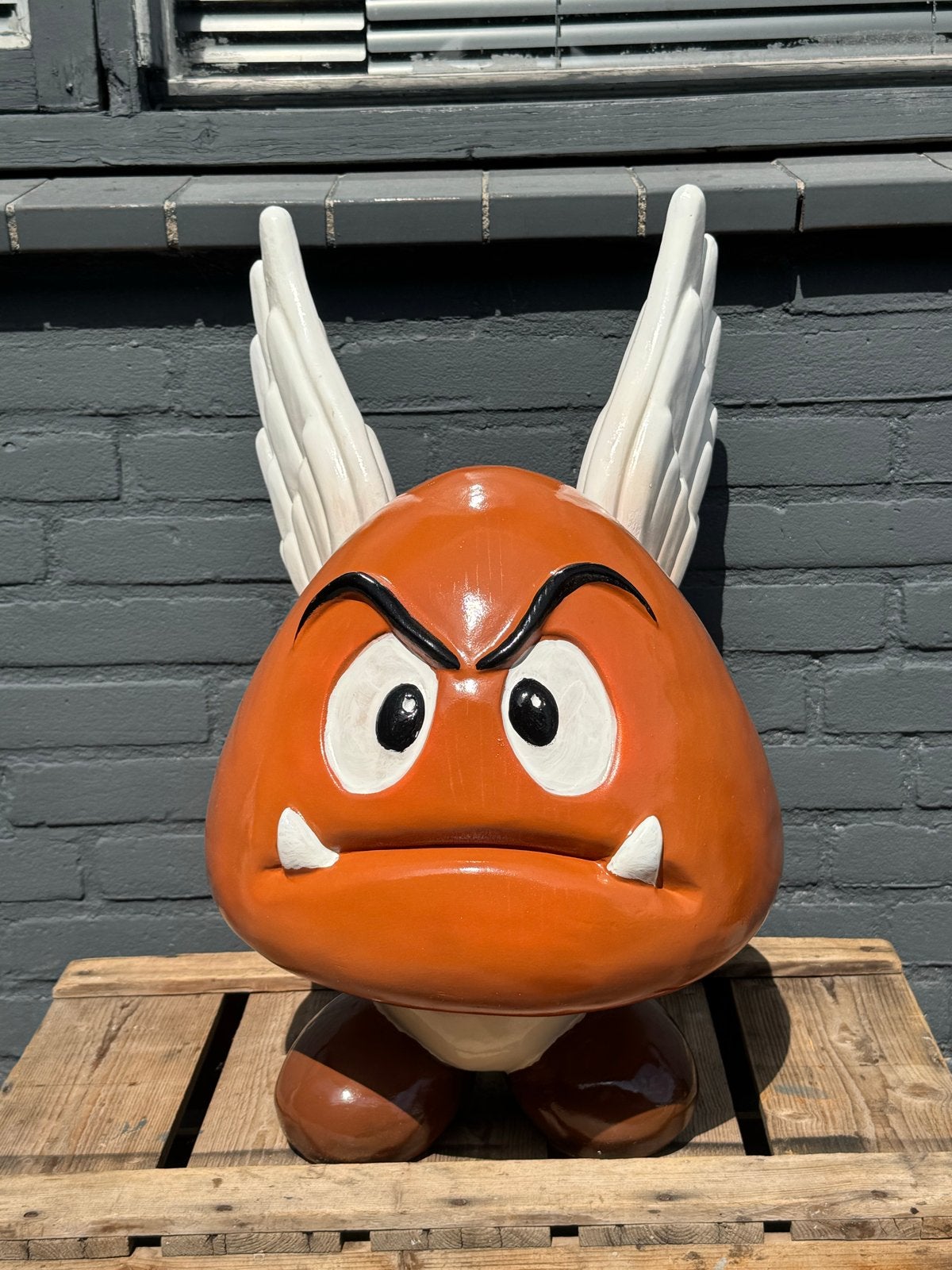 Grote Goomba met vleugels - Super Mario beeld, Ophalen, Zo goed als nieuw