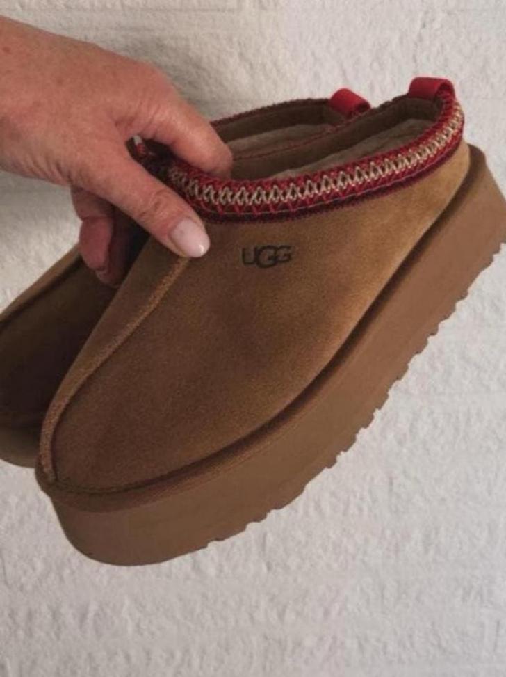 Originele UGG tasman 41, Verzenden, Zo goed als nieuw, Zwart