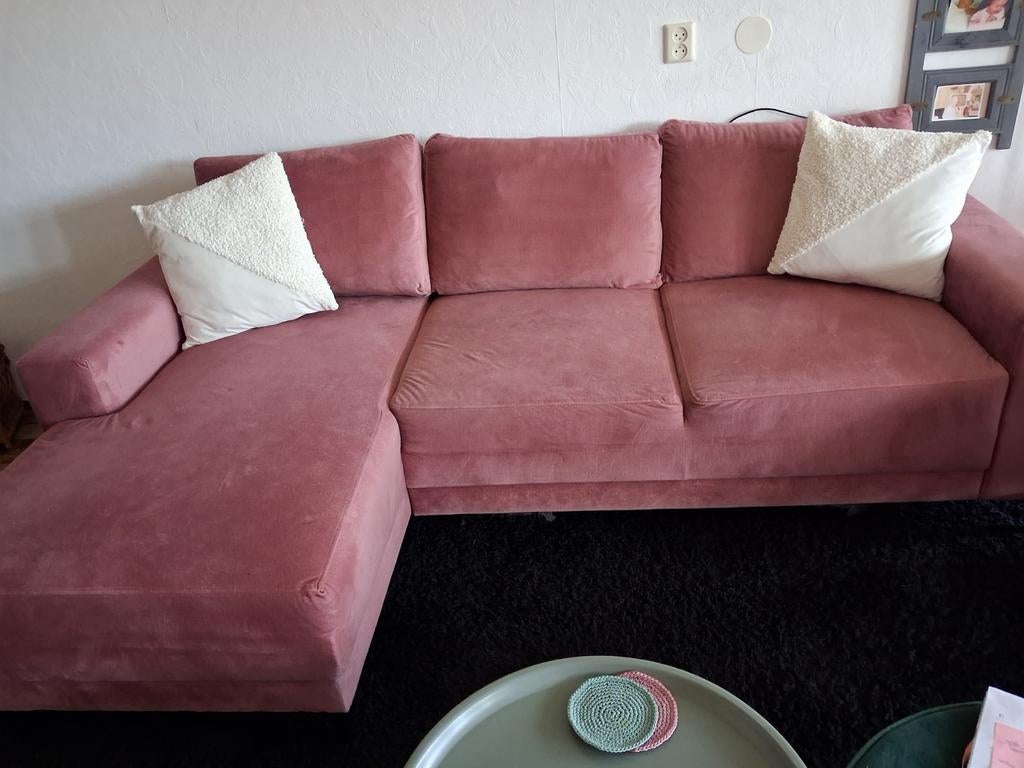 Oud roze lounge bank, Ophalen, Vierpersoons of meer