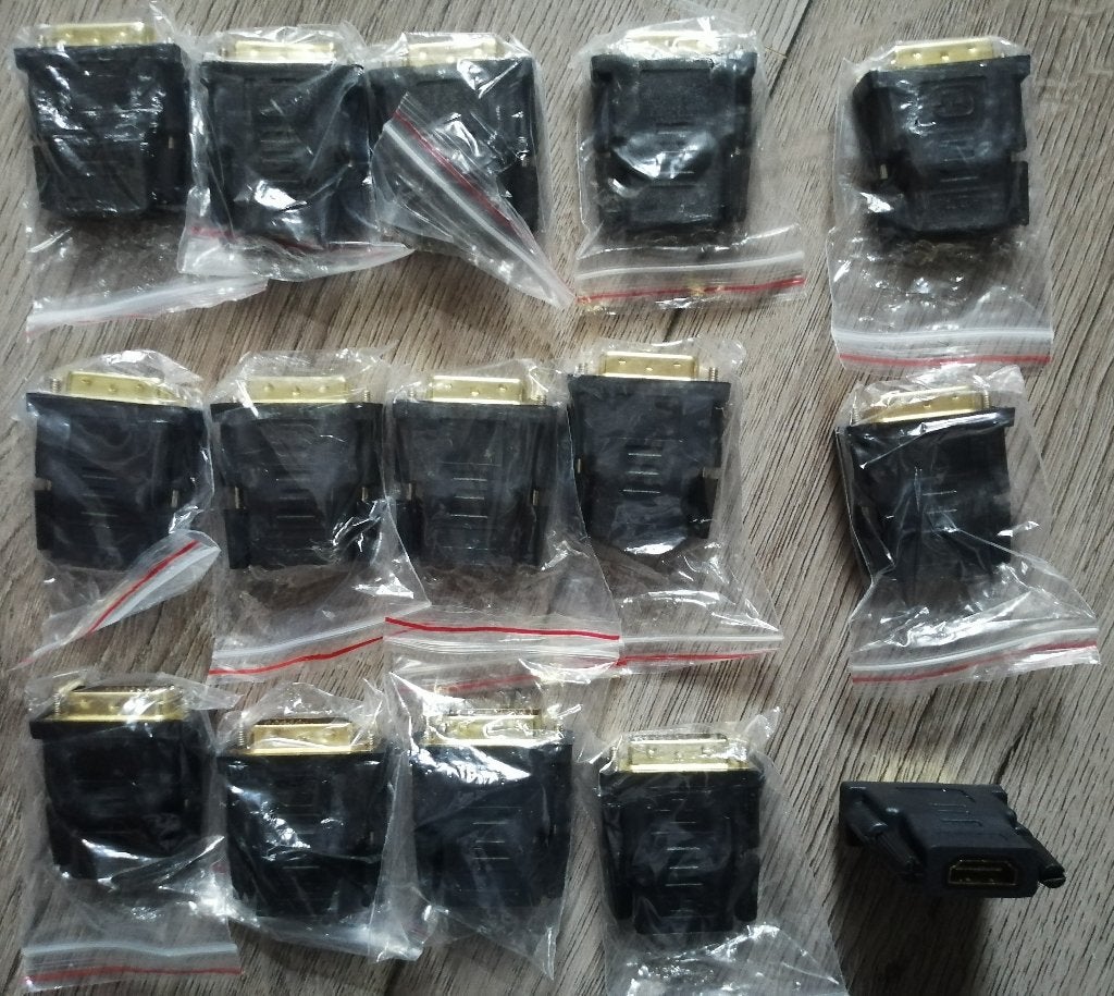 Partij NIEUWE DVI naar HDMI adapter voor de PC - 15 stuks, Computers en Software, Overige Computers en Software, Ophalen of Verzenden