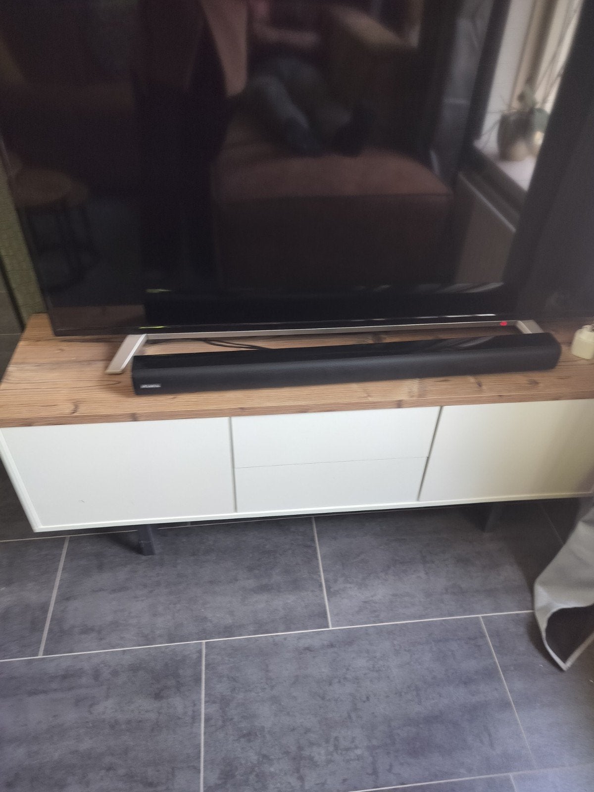 Moderne tv-kast met opbergruimte, Huis en Inrichting, Ophalen, Gebruikt, 100 tot 150 cm, Minder dan 100 cm