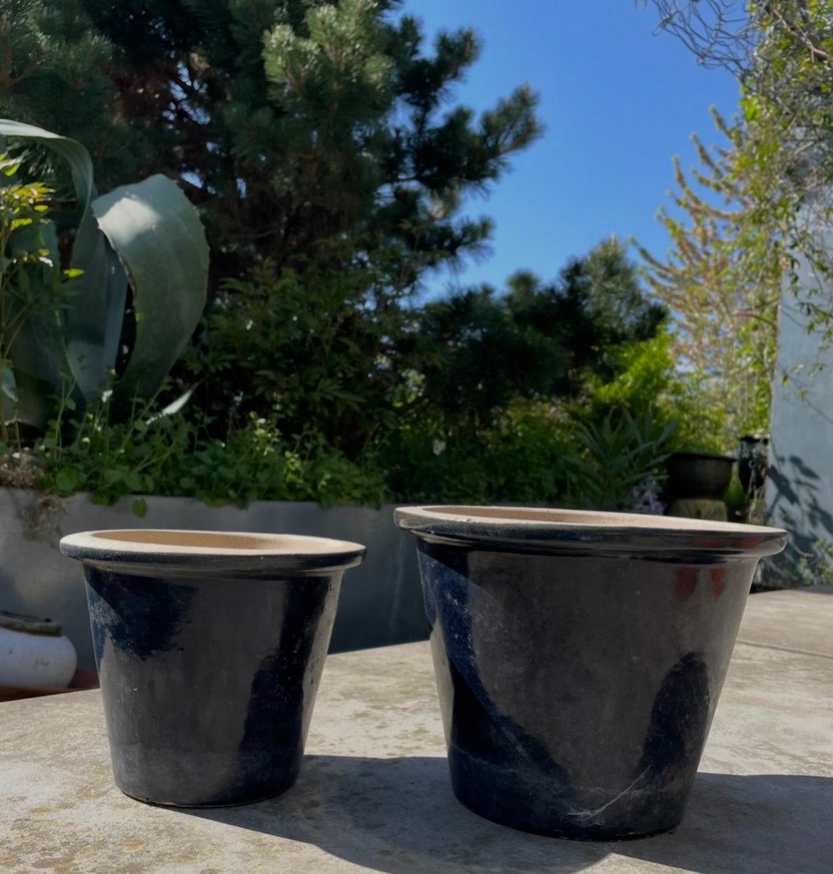 Geglazuurde potten donkerblauw/donkergroen - strak design, Tuin en Terras, Gebruikt, Rond, Minder dan 40 cm, Balkon