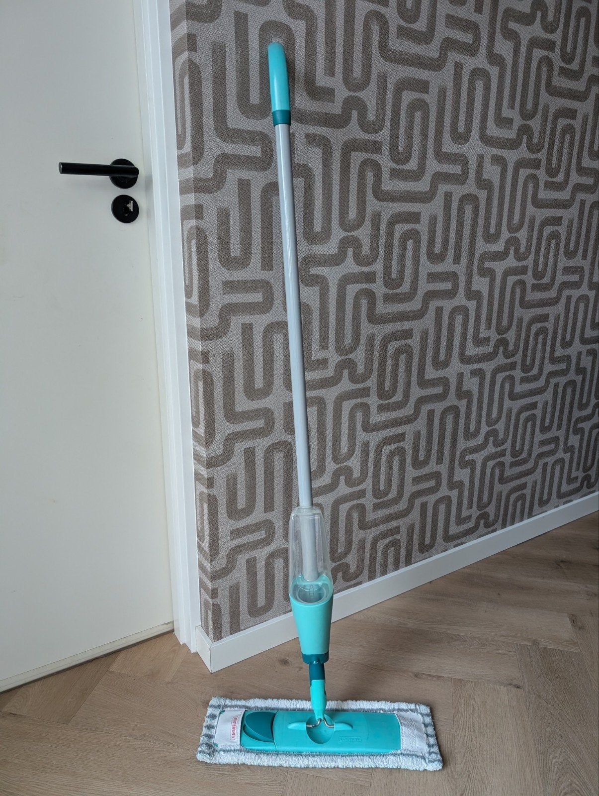 Leifheit Easy Spray Vloerwisser XL 42cm - Gebruikt, Ophalen, Mop of Dweil
