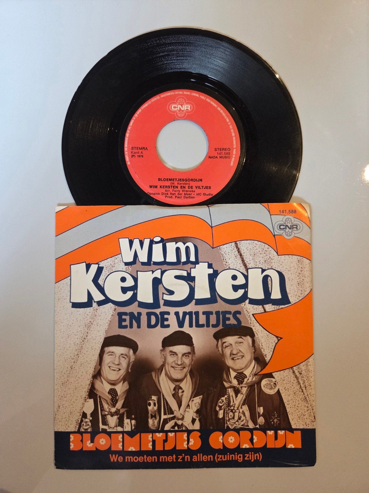 Wim Kersten en de Viltjes - Bloemetjes gordijn, Ophalen of Verzenden, Gebruikt, 7 inch, Nederlandstalig
