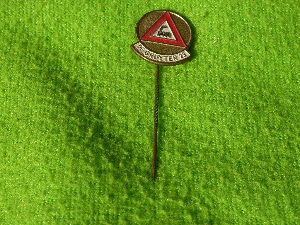 Vintage De Gruyter 23 Reclame Speldje Pin, Ophalen of Verzenden, Gebruikt, Merk, Speldje of Pin