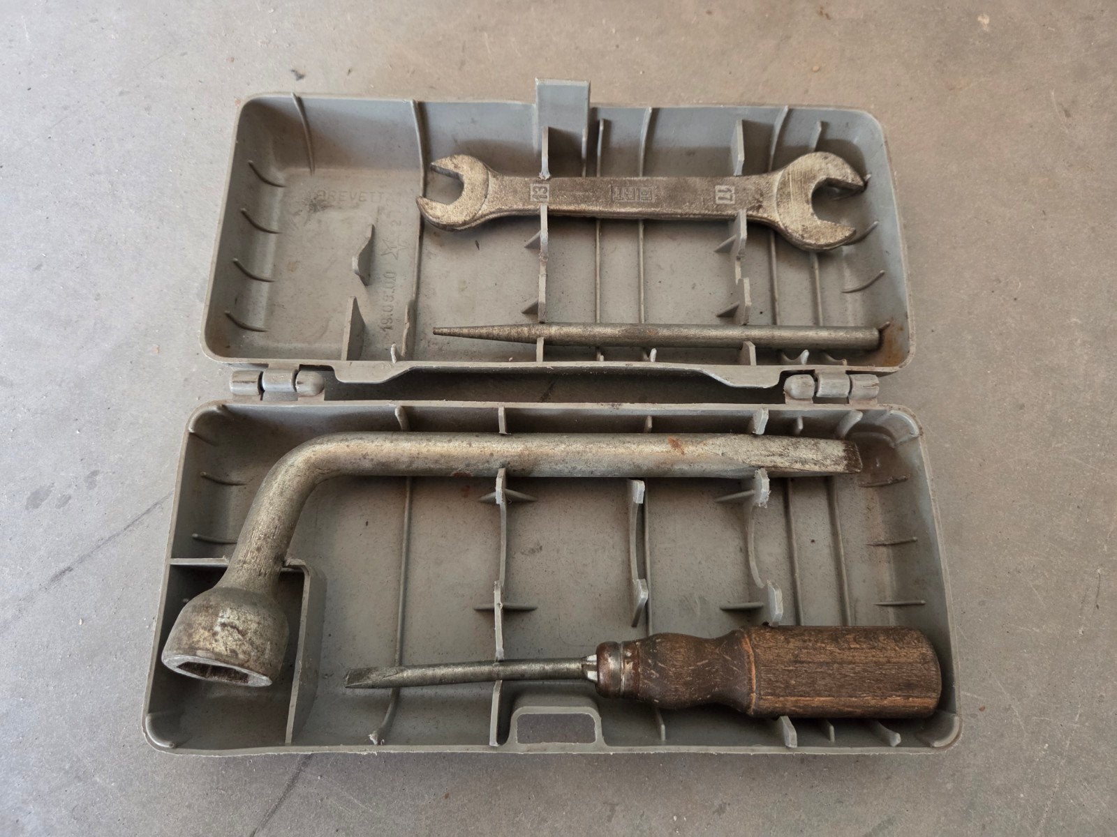 Fiat gereedschap setje oldtimer, Ophalen of Verzenden