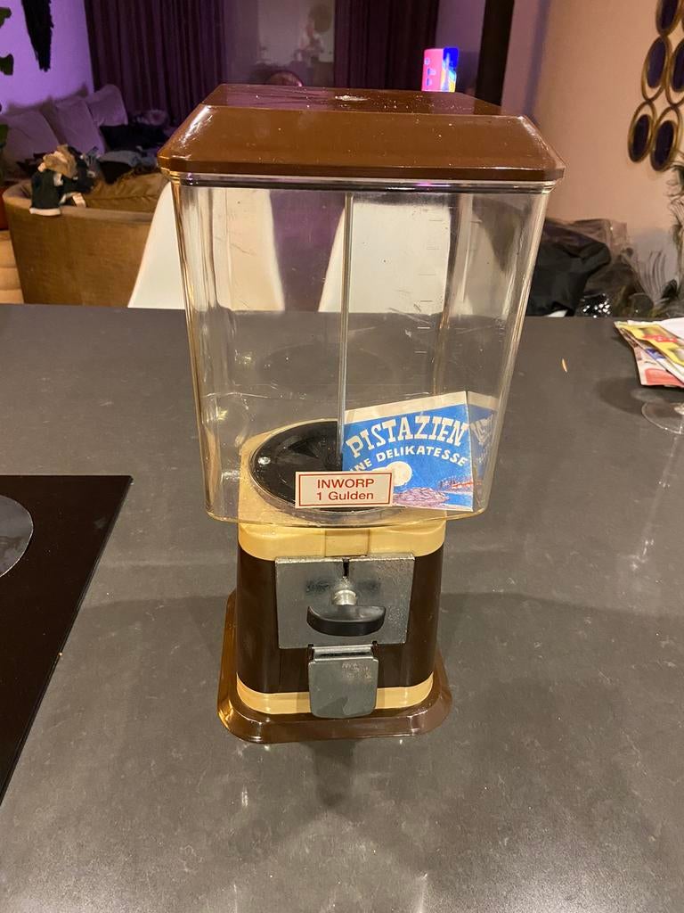 Pindaautomaat pinda automaat bruin beige vintage, Verzamelen, Automaten | Overige, Ophalen, Zo goed als nieuw