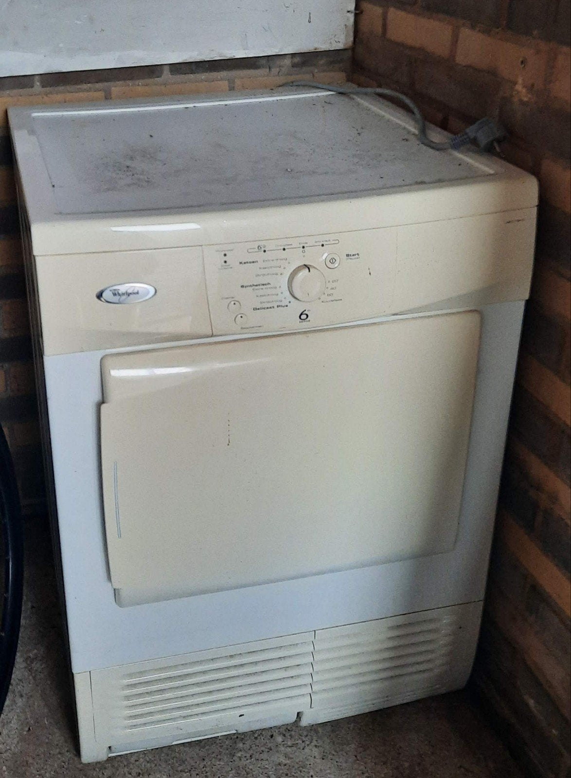 Whirlpool Condensdroger - Gebruikt, Ophalen, 6 tot 8 kg, Gebruikt, Voorlader