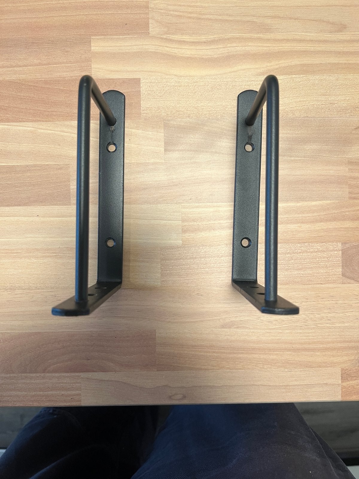 Zwarte metalen plankdragers (2 stuks), Ophalen, Zo goed als nieuw