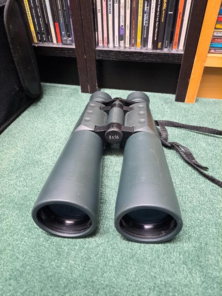 Prachtige Bresser Linear 8x56 verrekijker in top staat, Ophalen, Dakkant (recht), Zo goed als nieuw, 8 tot 12x