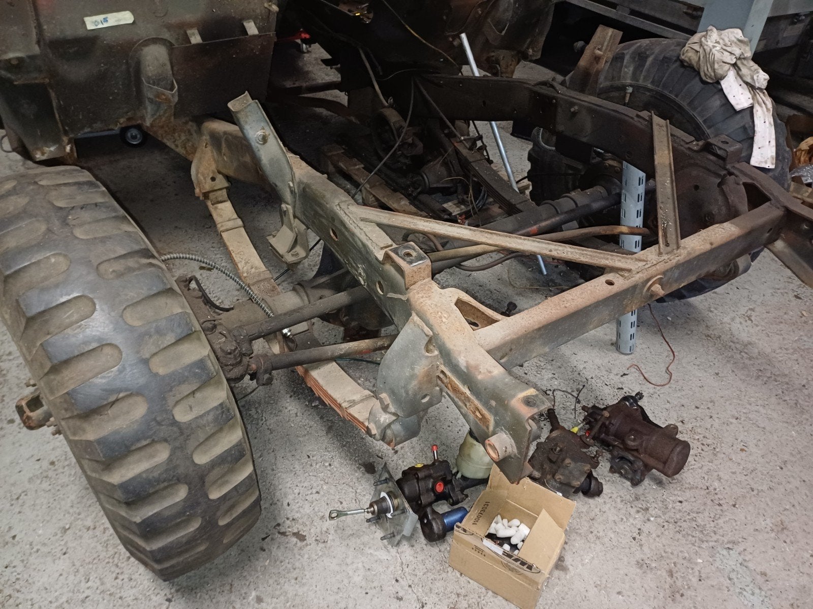 onderdelen parts kaiser army jeep M715 wagoneer fsj, Ophalen of Verzenden, Gebruikt, Jeep