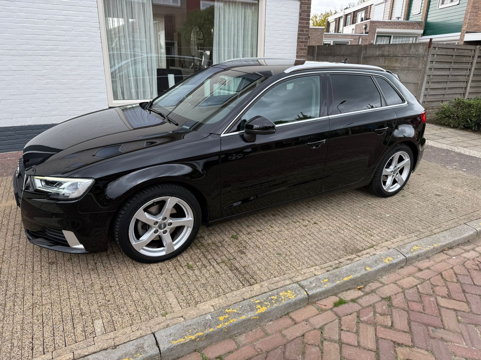 Audi A3 1.0 Tfsi 116pk 2020 Zwart, Auto's, Voorwielaandrijving, Stof, 1165 kg, Zwart