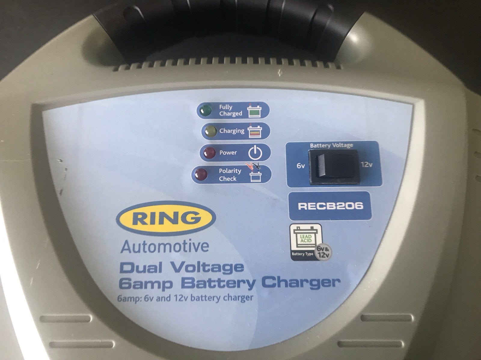 Ring Automotive Dual Voltage 6amp Acculader, Ophalen, Gebruikt, Universele onderdelen