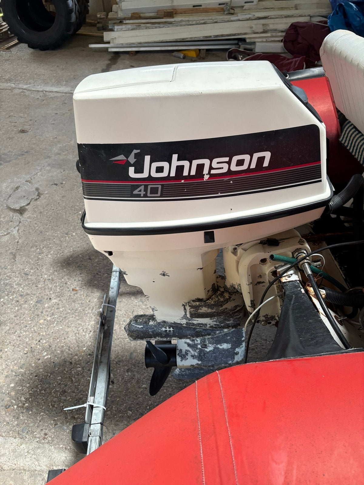 Johnson 40 PK buitenboordmotor met rubberboot en trailer, Ophalen of Verzenden, Gebruikt