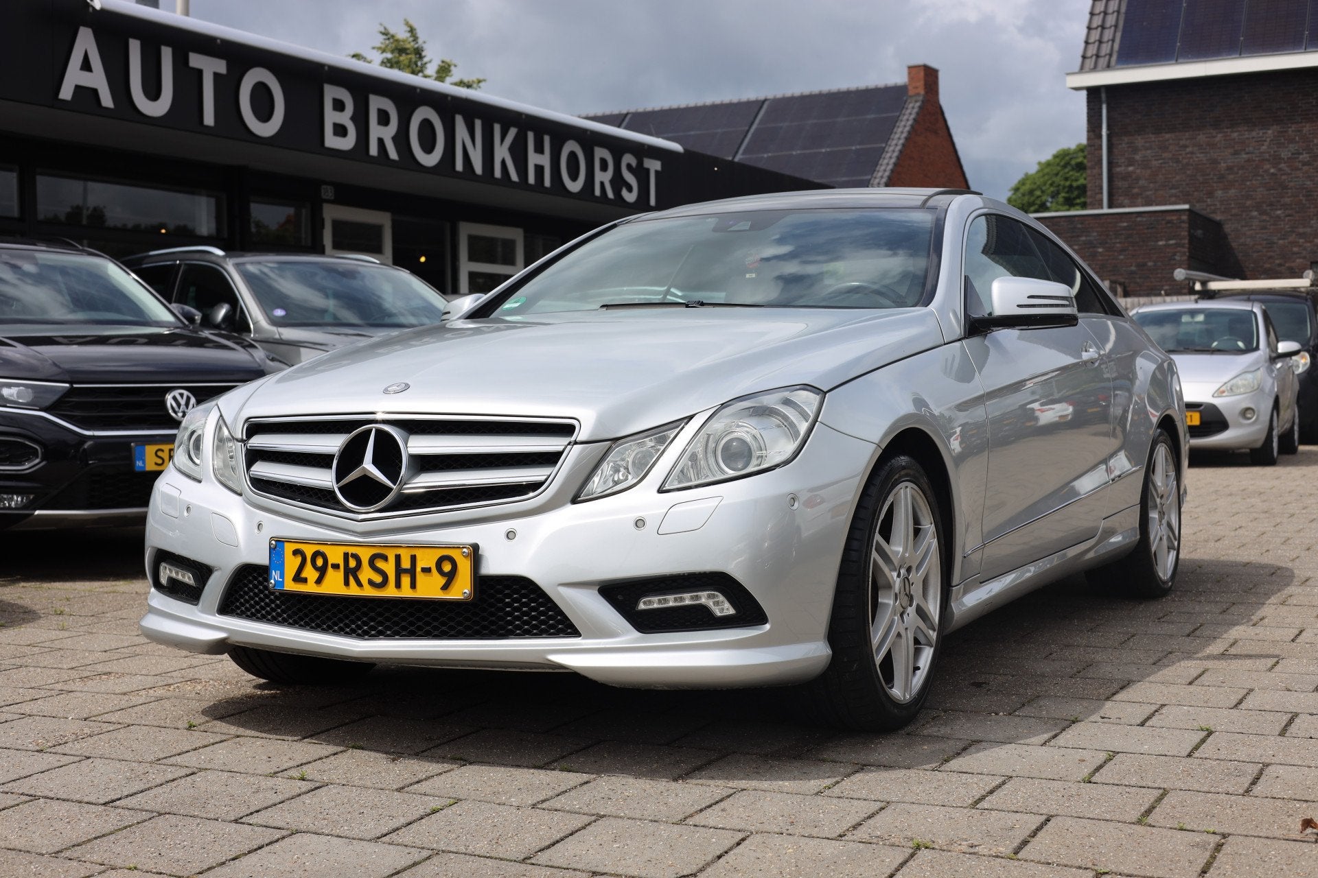 Mercedes-Benz E-Klasse Coupé 250 CGI AVANTGARDE | AUT | PAN, Auto's, Mercedes-Benz, Achterwielaandrijving, Zwart, 4 cilinders