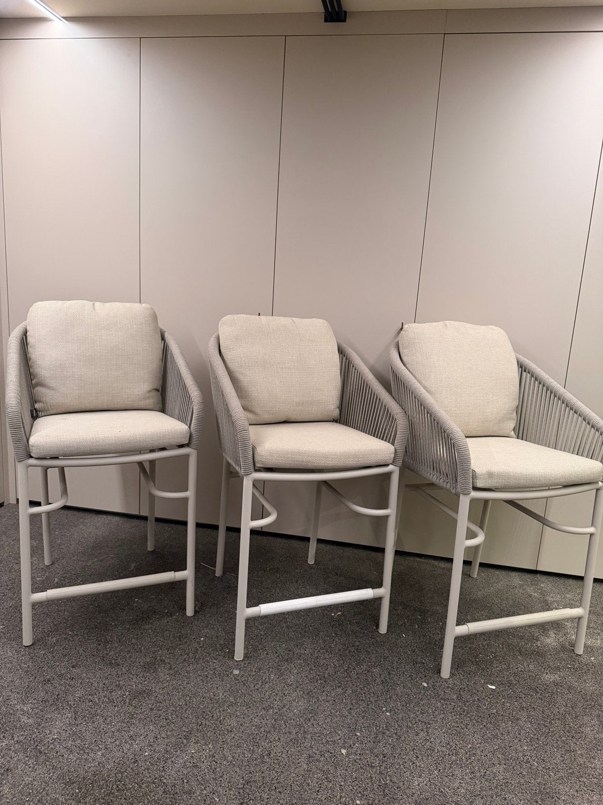 NIEUW: Set van 3 Suns Nappa Bar chairs, Huis en Inrichting, Ophalen, Met voetsteun, Nieuw, 90 cm of meer