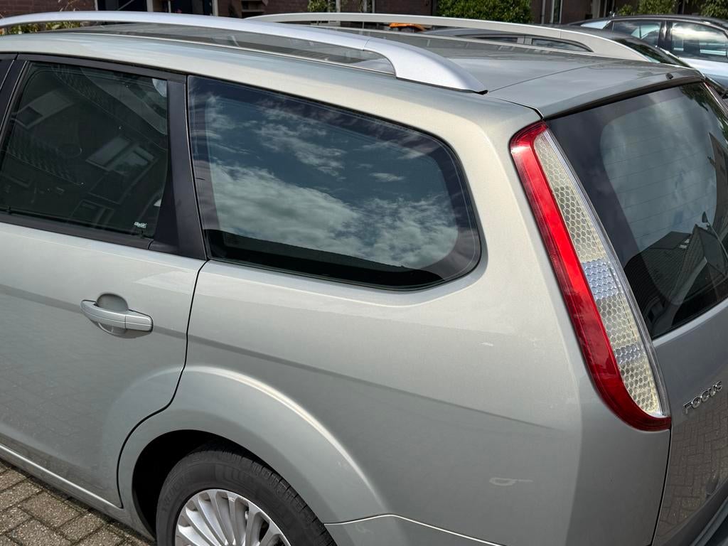 Zonnescherm Ford Focus 2008-2011 - Perfecte Pasvorm, Ophalen, Gebruikt, Ford