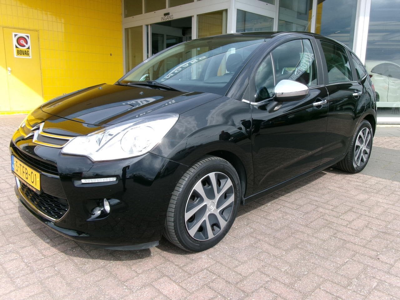 Citroën C3 1.2 VTI 82PK CLIMA, CRUISE-CONTR., TR.HAAK, Voorwielaandrijving, Euro 5, Stof, Gebruikt