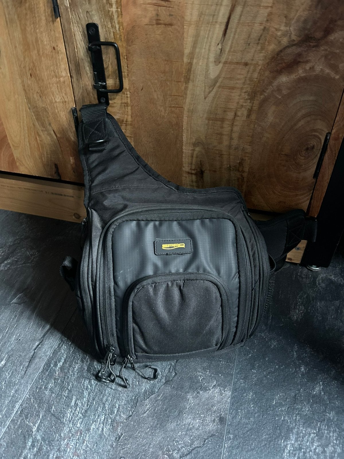 Spro roofvis tas shoulder bag, Ophalen of Verzenden, Zo goed als nieuw, Schoudertas, Overige merken