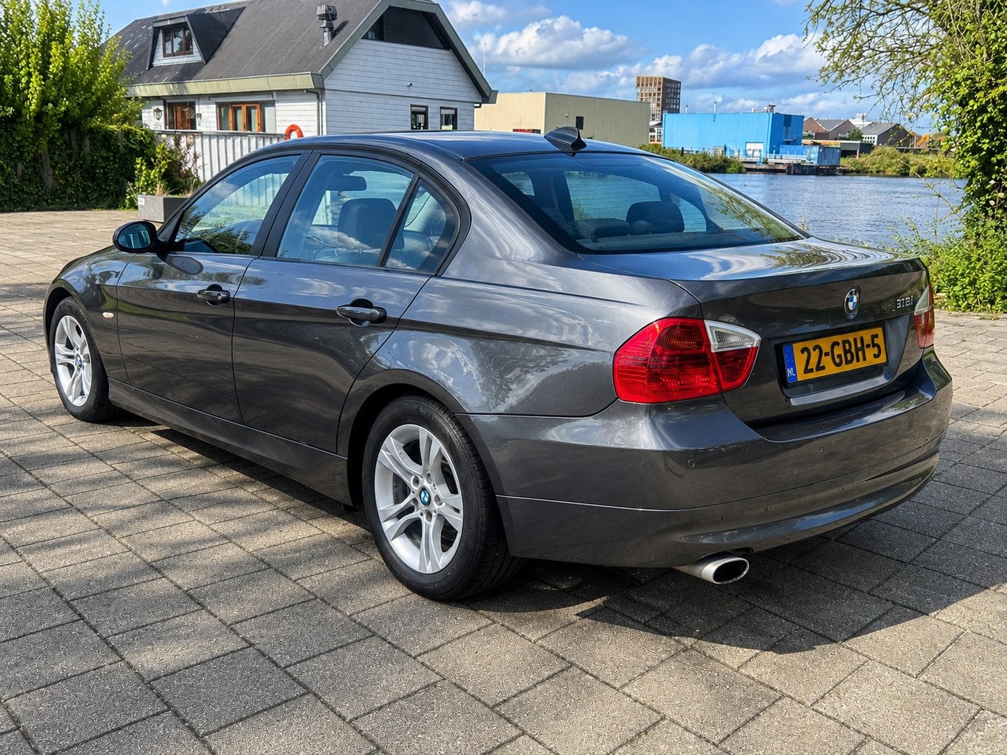 BMW 3-serie 318i Business Line, Auto's, Achterwielaandrijving, Parkeersensor, Origineel Nederlands, Handgeschakeld