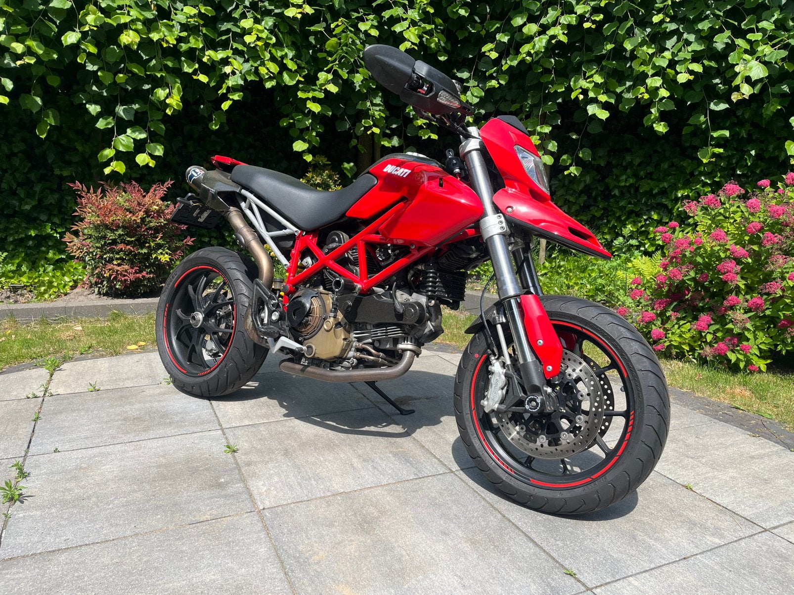 Ducati Hypermotard 1100  bomvol, Termignoni, veel carbon, Motoren, Motoren | Ducati, 2 cilinders, Occasion, Motorrijbewijs A, Particulier