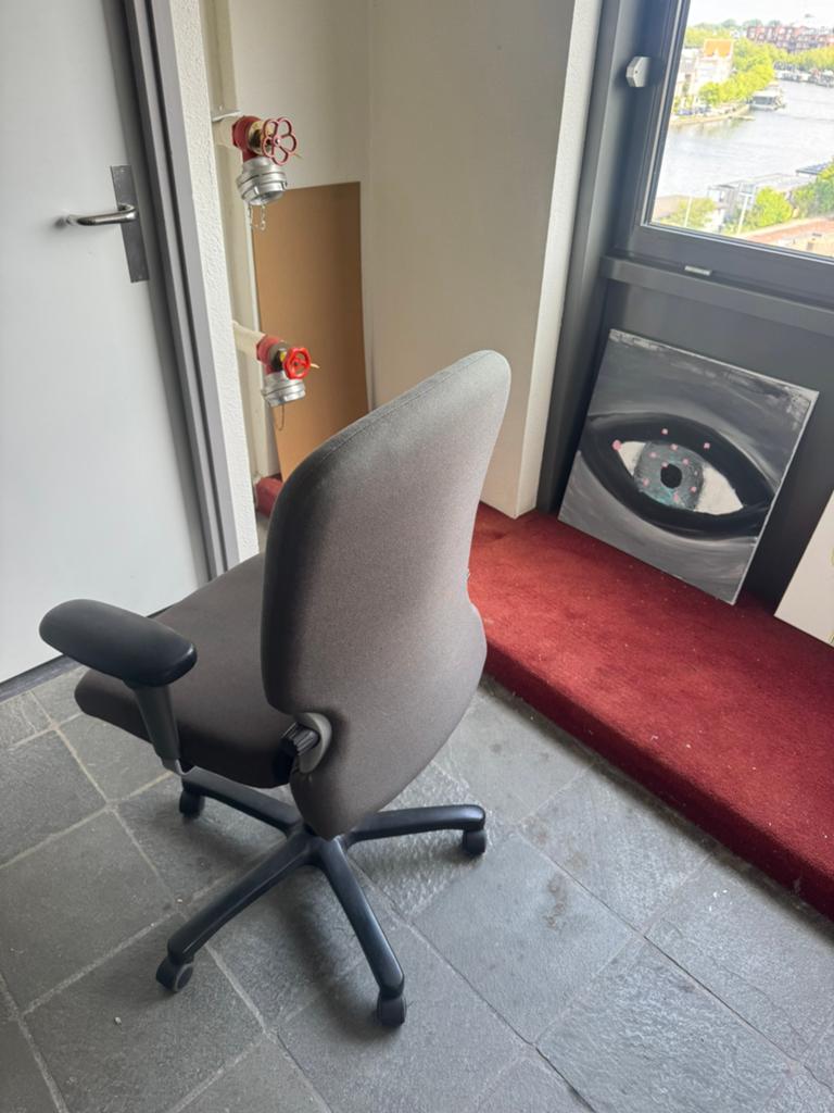 Goedkopen bureaustoelen, Huis en Inrichting, Bureaustoelen, Ophalen of Verzenden, Zo goed als nieuw, Zwart
