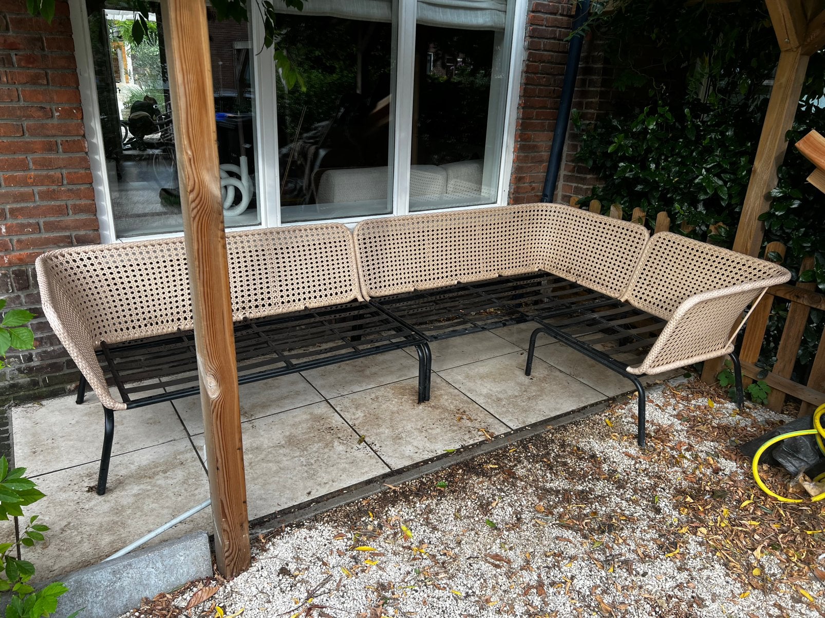 Foto 7 van Zandkleurige L-vormige tuinset met kussens