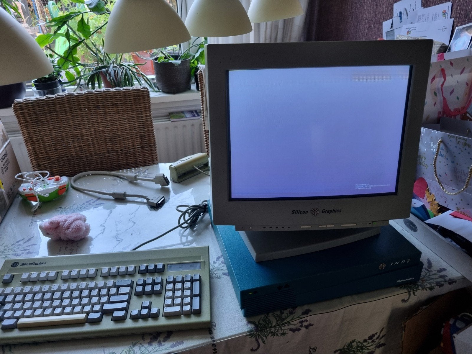 Silicon graphics indy r4600 workstation met toebehoren, Computers en Software, Ophalen, Silicon graphics indy