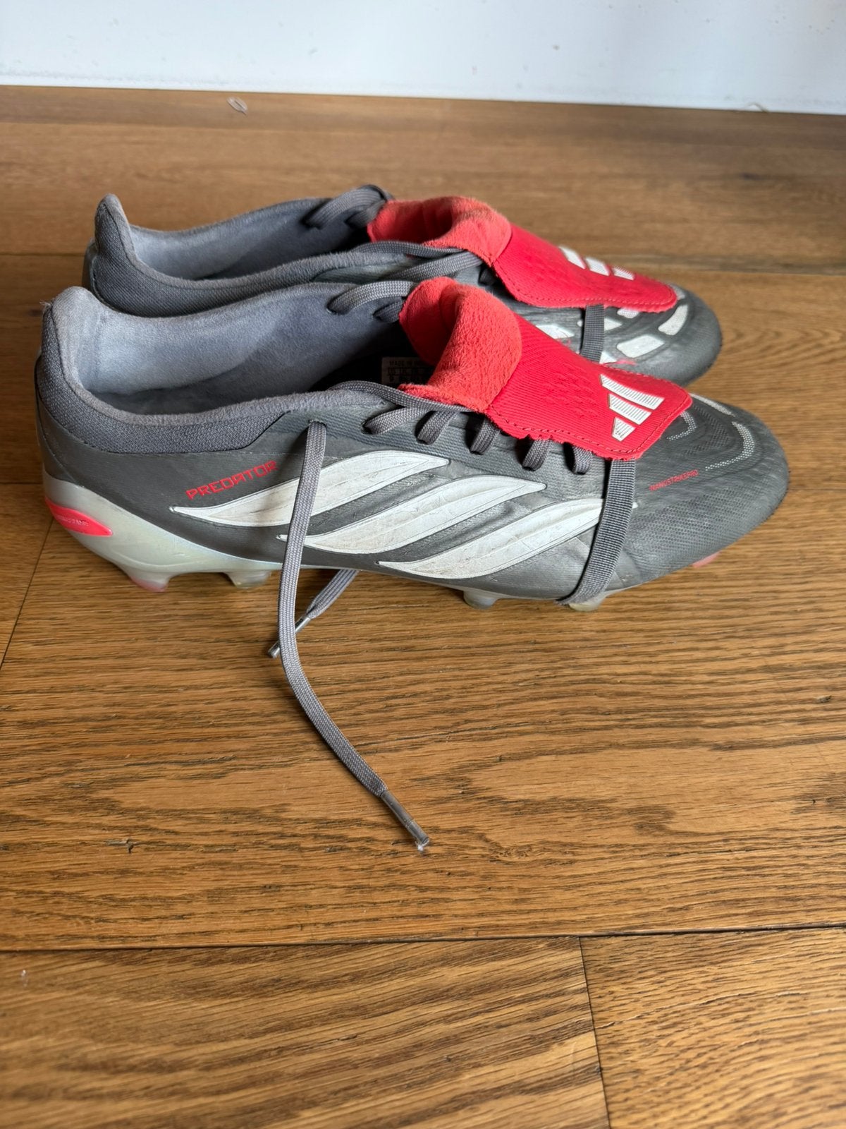ADIDAS Predator 42 2/3, Gebruikt, Maat XS of kleiner, Schoenen, Ophalen of Verzenden