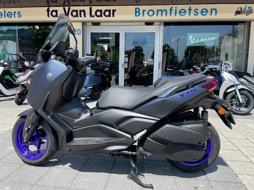 Yamaha X Max 300 2023, Ophalen, Overige modellen, Nieuw, Benzine