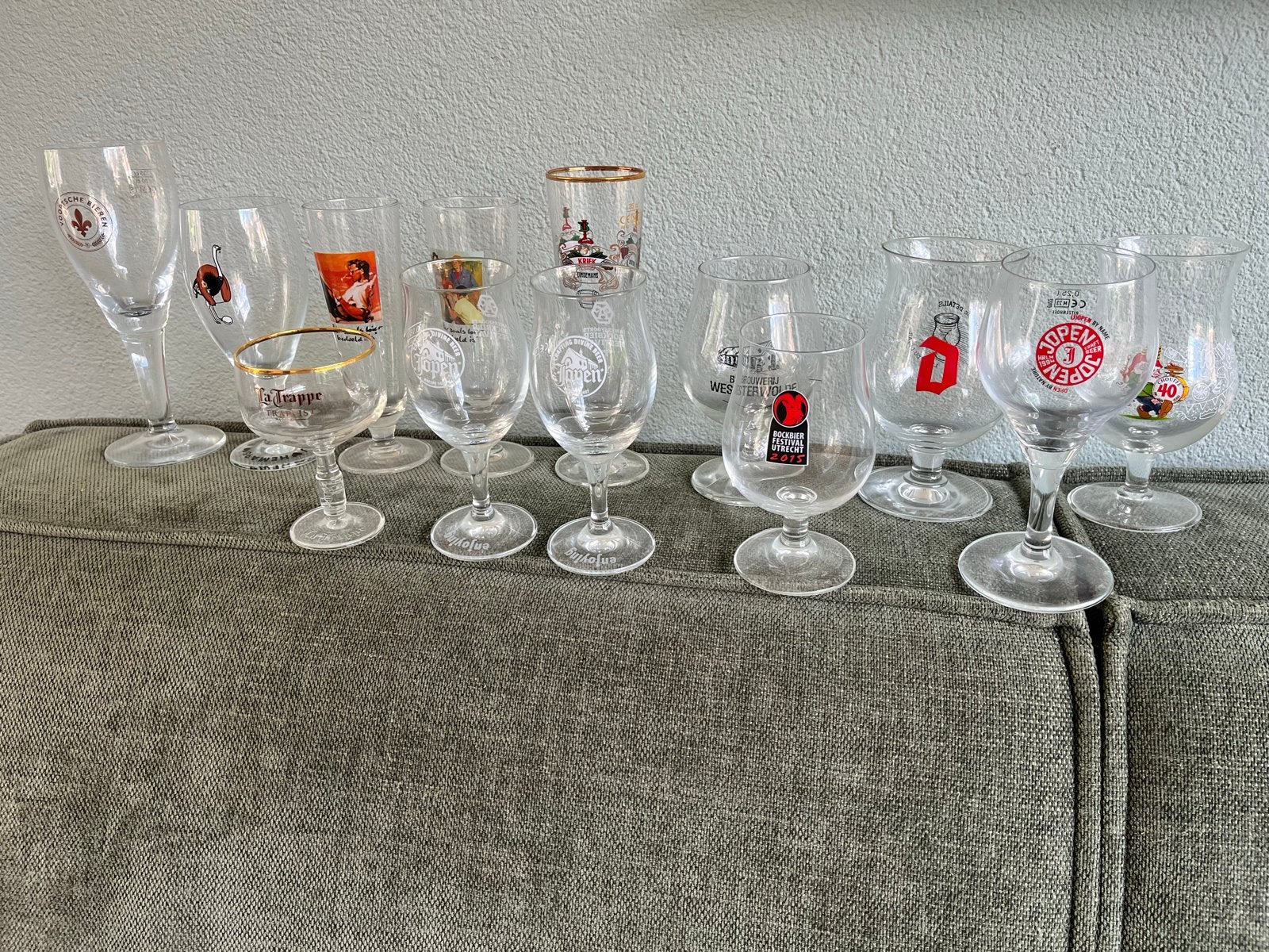 Unieke bierglazen collectie: HEMA, La Chouffe & meer, Ophalen of Verzenden, Zo goed als nieuw, Meerkleurig, Overige merken