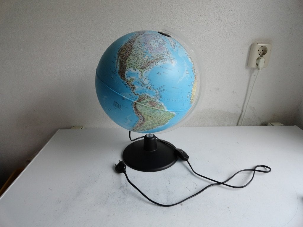 Wereldbol, globe Tecnodidattica met verlichte hoofdsteden, Ophalen of Verzenden, Zo goed als nieuw