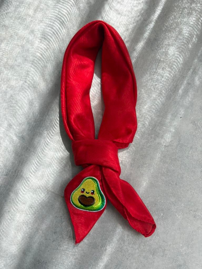 rood sjaaltje met avocado, Ophalen of Verzenden, Nieuw, Jongetje of Meisje, Sjaal