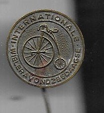 INTERNATIONALE WIELERAVONDZESDAAGSE FIETS SPELD, Ophalen of Verzenden, Gebruikt, Transport, Speldje of Pin