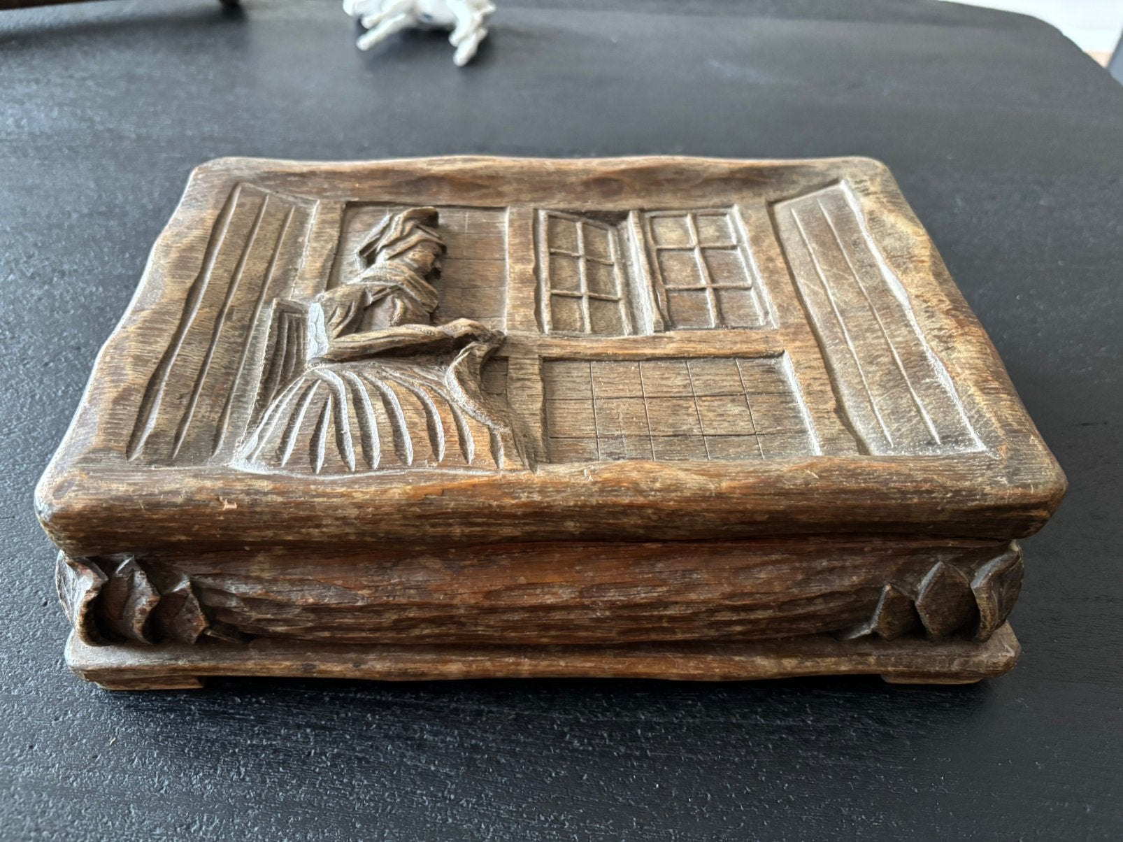 Antieke doos houtsnijwerk zieradendoos kist hout antiek, Ophalen of Verzenden