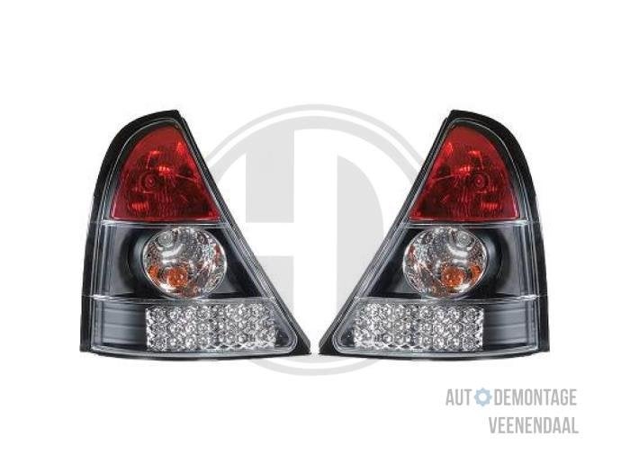 Achterlichtset links + rechts van een Renault Clio, Auto-onderdelen, -, -, Nieuw, Ophalen of Verzenden