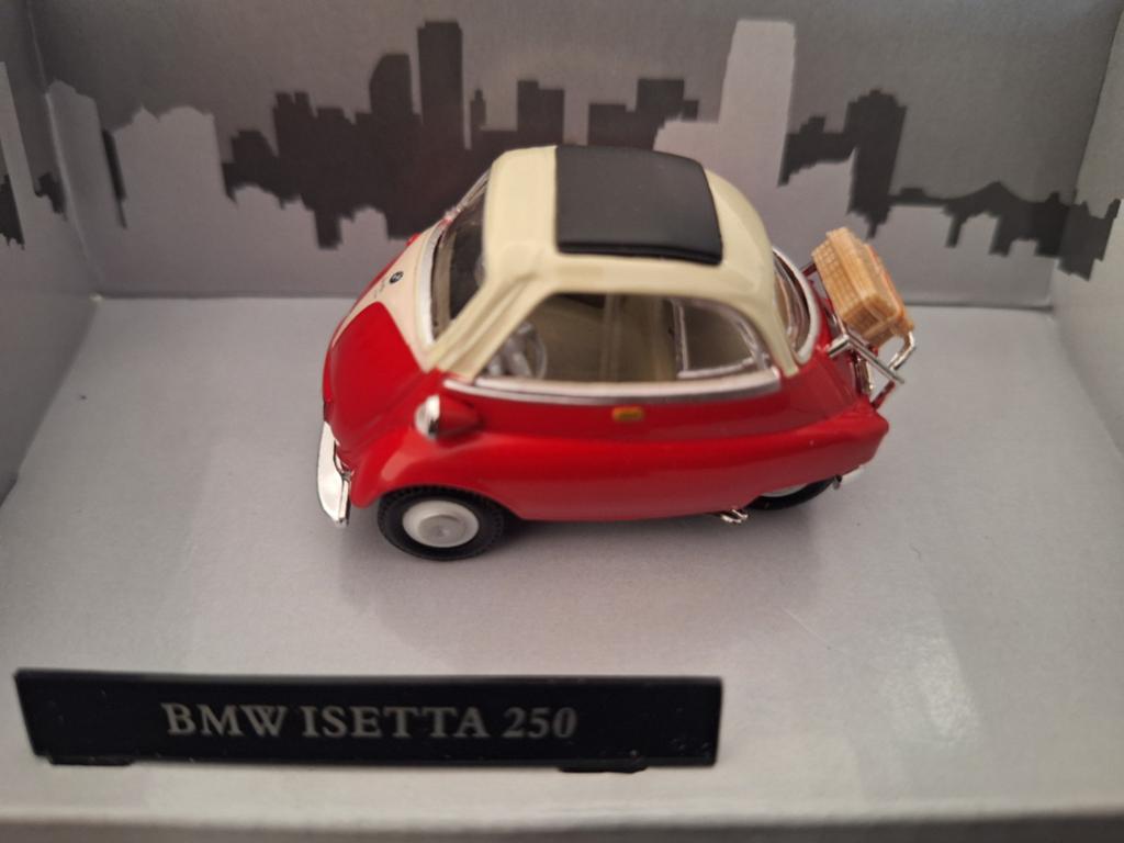 BMW Isetta 250 met koffer Schaal 1:43, Overige merken, Auto, Nieuw, Cararama
