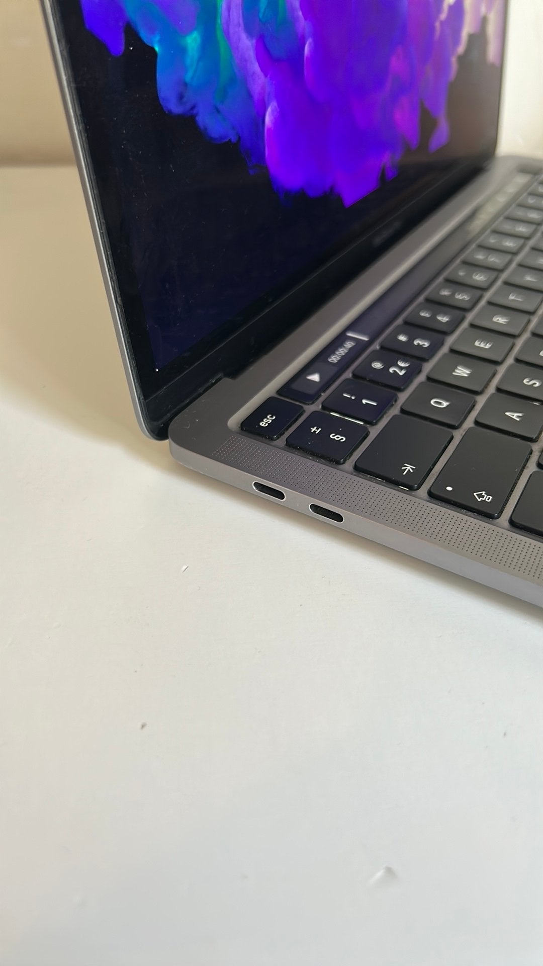 Foto 4 van macbook pro 2020