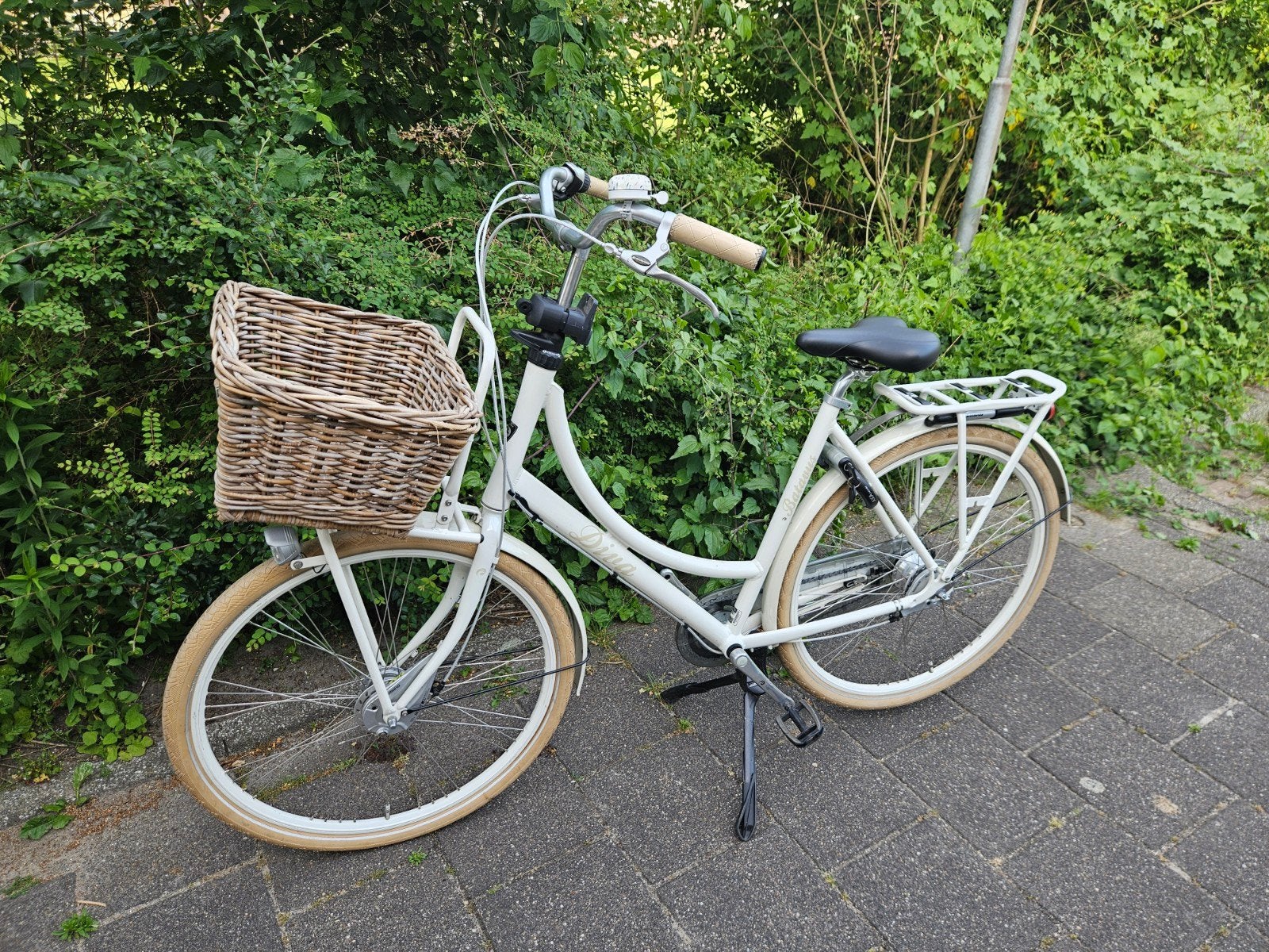 Damesfiets (mama) Batavus Diva met mand, Fietsen en Brommers, Fietsen | Dames | Damesfietsen, Ophalen, Batavus, Versnellingen