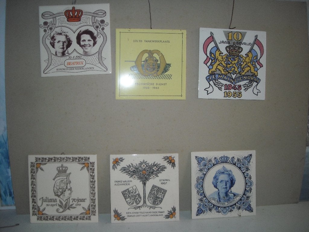 curiosa tegeltjes, Antiek en Kunst, Antiek | Wandborden en Tegels, Ophalen