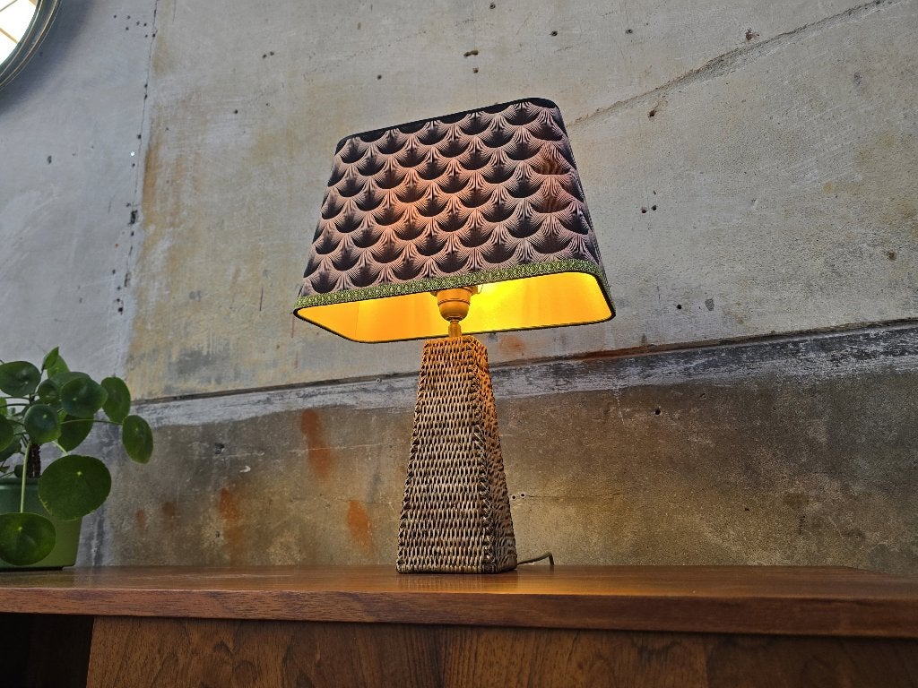 Mid Century Design Tafellamp | Vintage Lamp Nieuwe Kap Rotan, 49 cm, Vintage, Met schakelaar, Meerkleurig