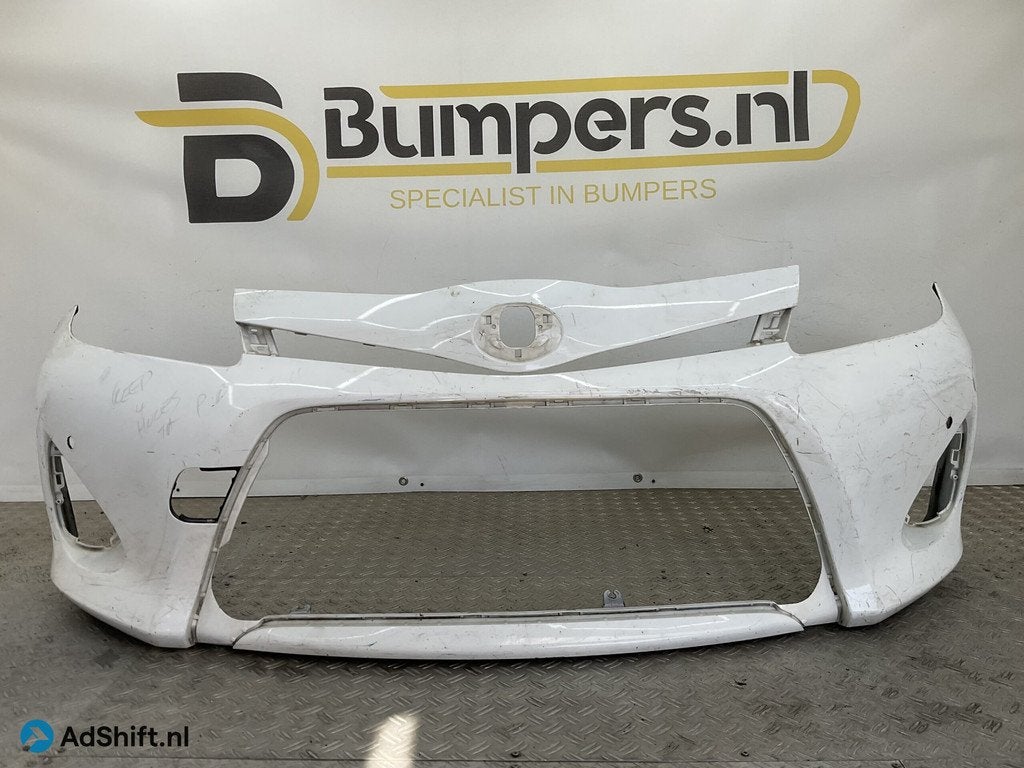 Bumper Toyota Yaris 2011-2013 52119-0D450 Voorbumper D1-1990, Auto-onderdelen, Carrosserie en Plaatwerk, Bumper