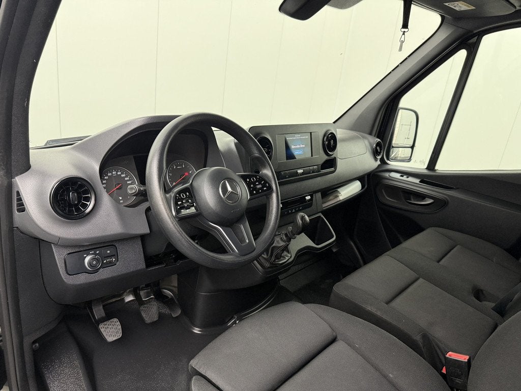 Mercedes-Benz Sprinter 317CDI L3H2 Maxi | Multimedia | Camer, Auto's, Gebruikt, 4 cilinders, 2000 kg, Zwart