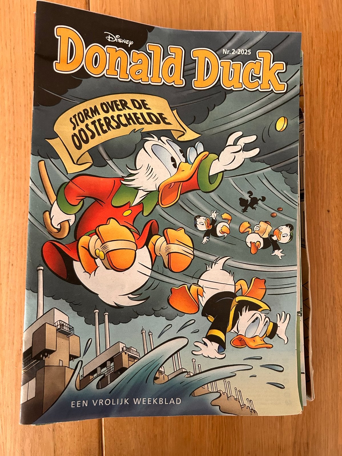 Donald Duck weekbladen - 33 nummers uit 2025, Boeken, Meerdere stripboeken, Ophalen, Gelezen
