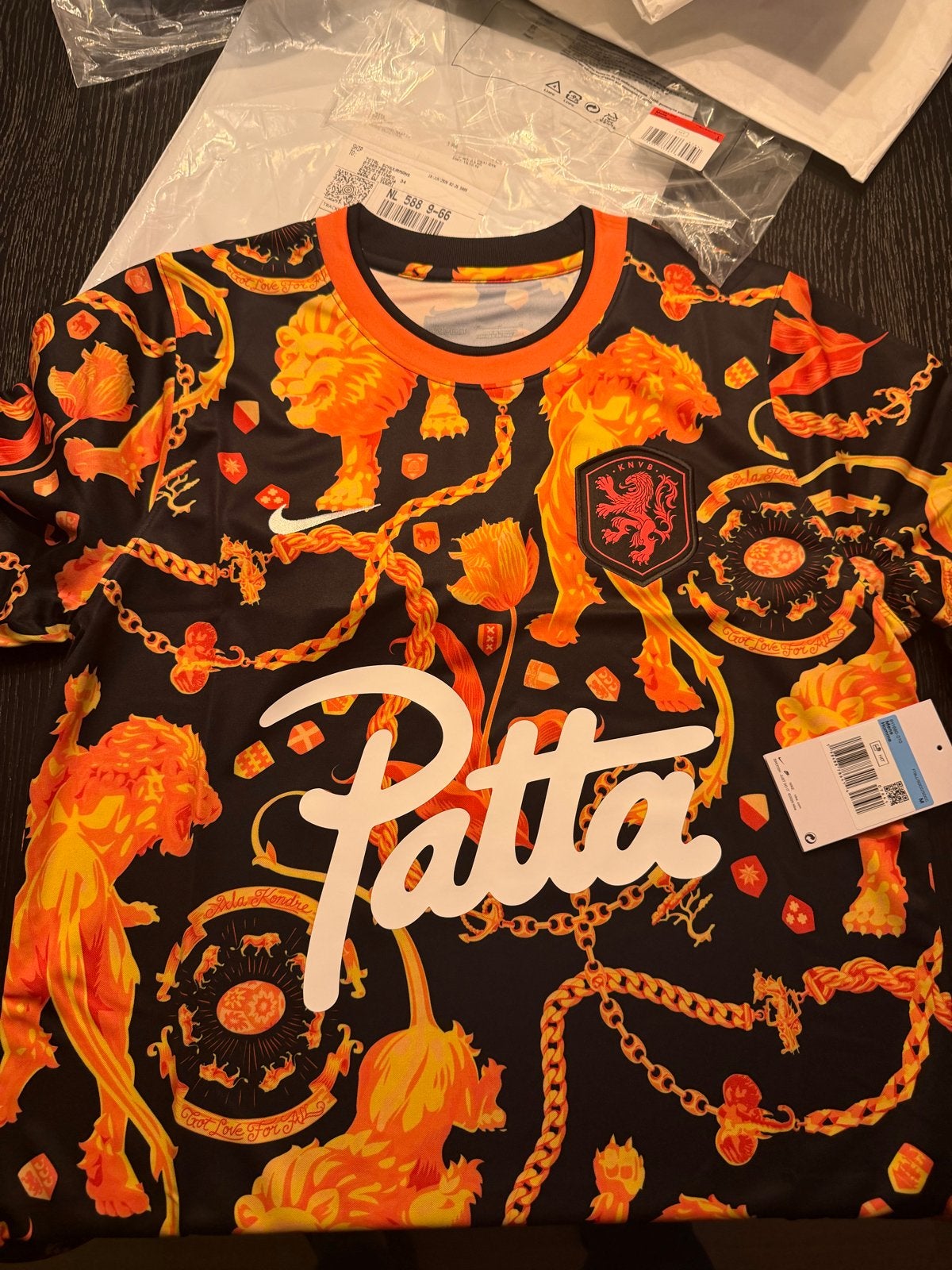 Patta x Nike KNVB Pre match shirt - maat M & L, Ophalen of Verzenden, Nieuw, Maat 48/50 (M), Zwart