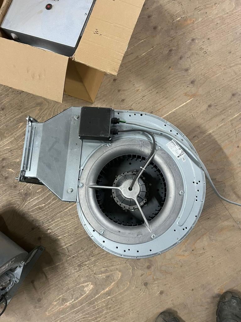 Soler & Palau Centrifugaal Ventilator / Kanaalventilator, Ophalen of Verzenden, Zo goed als nieuw, Ventilator