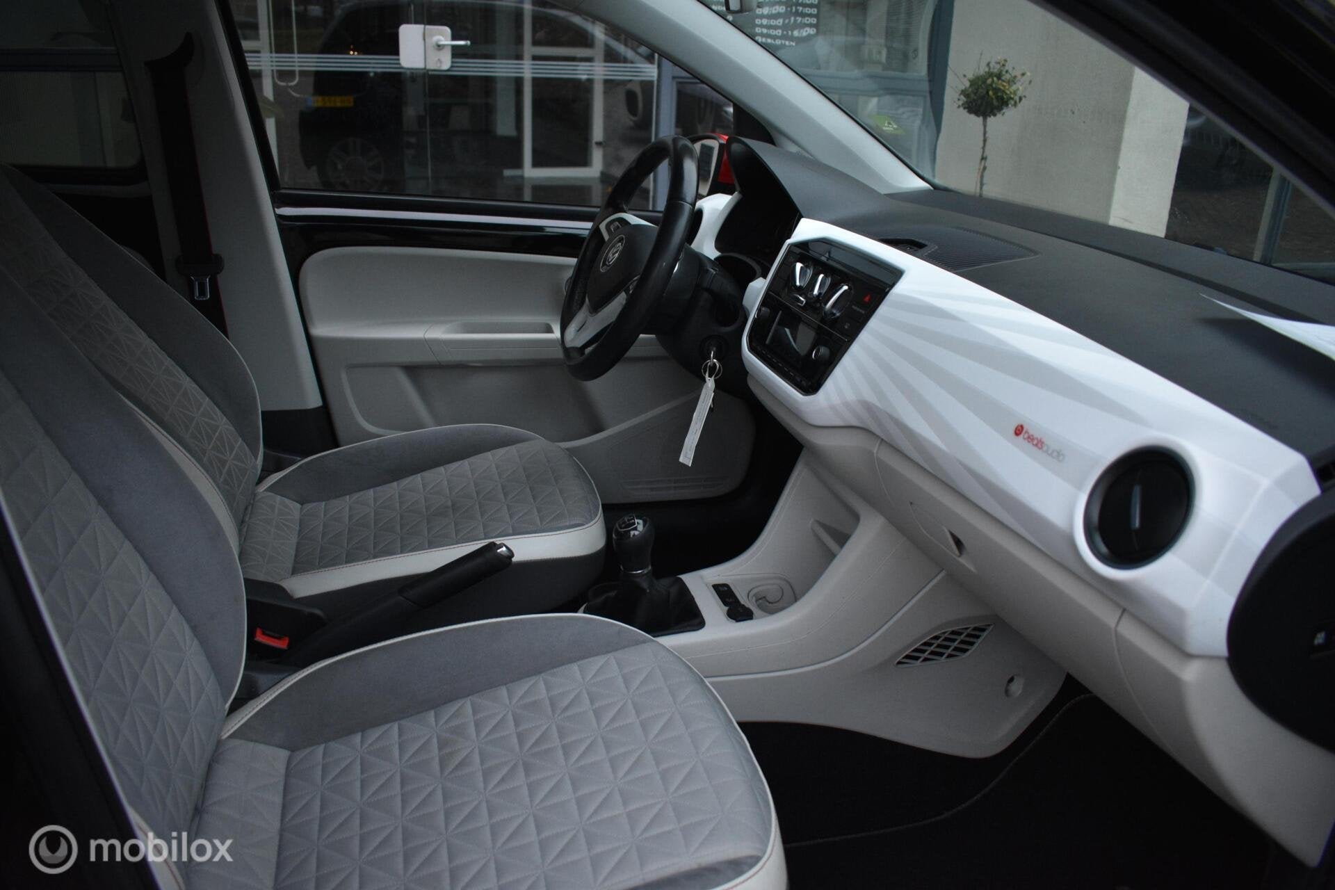 Volkswagen Up! 1.0 BMT up! beats 5DRS, 2019|Airco|Cruise!, Auto's, Voorwielaandrijving, Stof, Zwart, Origineel Nederlands