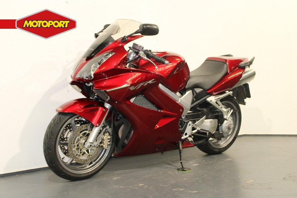 Honda VFR 800 FI ABS (bj 2008), Bedrijf, Sport, Mc.benelux@honda-eu.com, Doornveld 180
B-1731  Zellik, BE