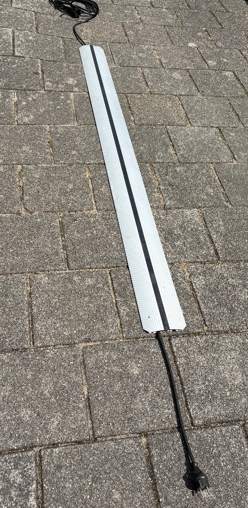 Aluminium kabelgoot (brug) lengte 2 meter voor laadkabel, Ophalen, Gebruikt
