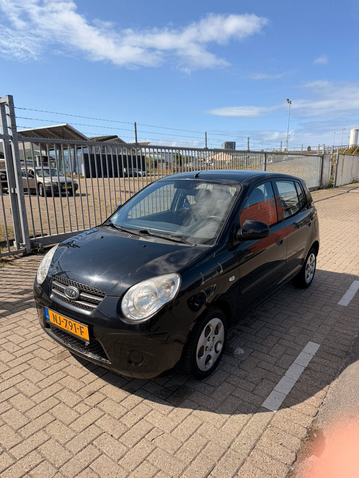 Kia Picanto 1.1 2009 ZEER NETJES apk 03/27 IN PRIJS VERLAAGD, Auto's, Kia, 4 cilinders, Zwart, 823 kg, Handgeschakeld